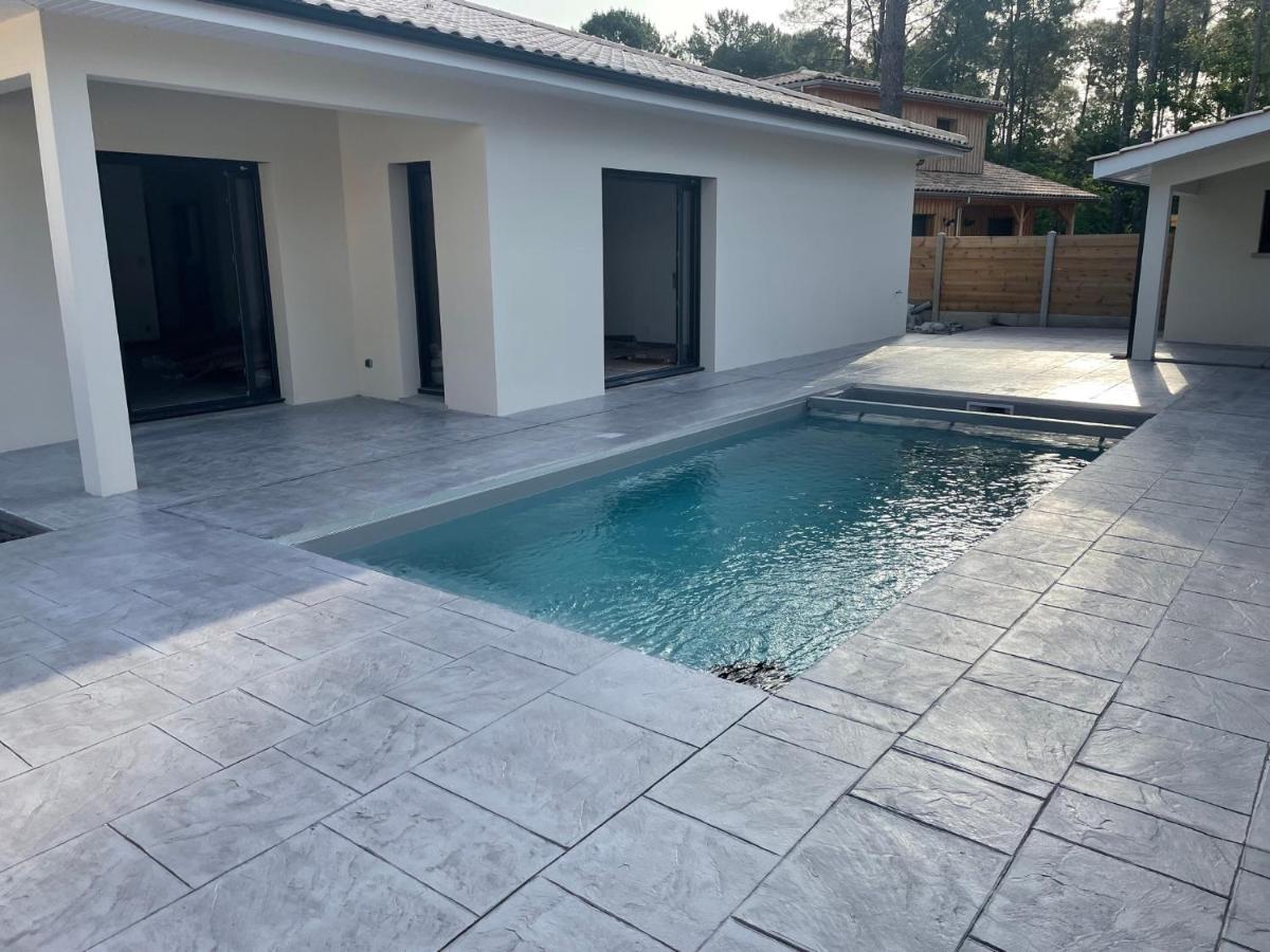 Maison Moderne Avec Piscine Chauffee Lacanau Exterior photo